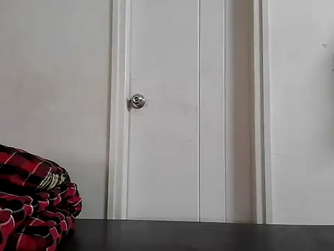 Snapshot of fitbuddy1 chatting on February 22, 7:55 am fitbuddy1 online show from February 22, 7:55 am