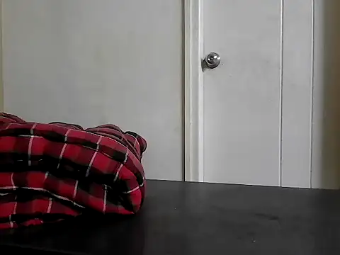 Snapshot of fitbuddy1 chatting on February 10, 6:40 pm fitbuddy1 online show from February 10, 6:40 pm