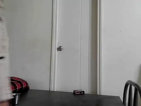 Snapshot of fitbuddy1 chatting on November 24, 6:13 am fitbuddy1 online show from November 24, 6:13 am