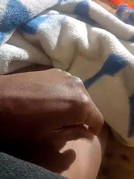 Snapshot of Sadiki1307 chatting on October 29, 12:42 am Sadiki1307 online show from October 29, 12:42 am