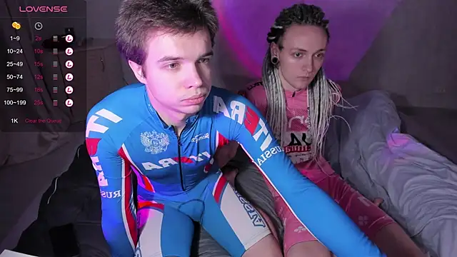 Elliot Winki online show from November 17, 3:49 pm