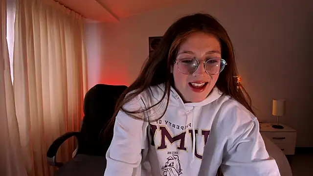 Snapshot of Emily_Warren_ chatting on September 30, 8:59 pm Emily Warren online show from September 30, 8:59 pm