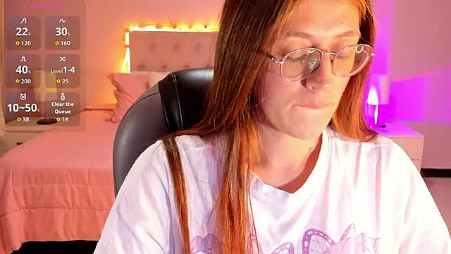 Emily Warren  online show from March 12, 8:02 pm