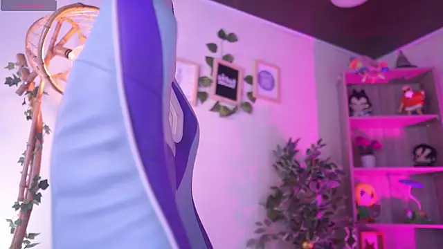 issa monterrey online show from March 20, 12:50 pm