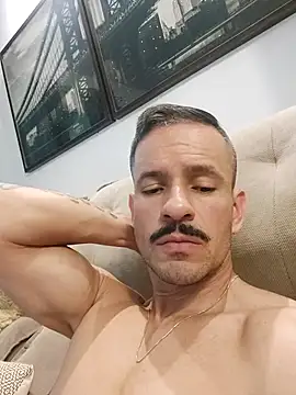 juniortche1313 online show from November 4, 4:44 pm