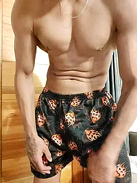 juniortche1313 online show from January 10, 2:29 am