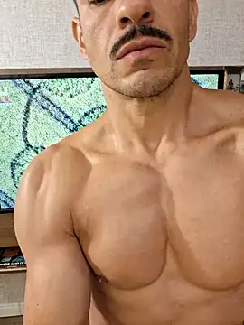 juniortche1313 online show from April 24, 1:51 am