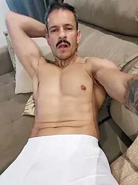 juniortche1313 online show from February 27, 5:05 pm