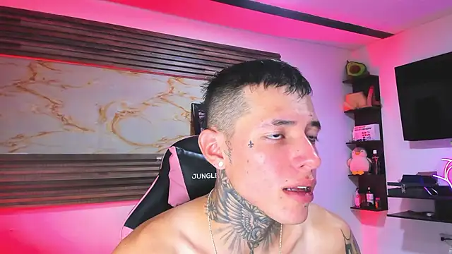 Cloe roouse online show from March 15, 1:29 pm