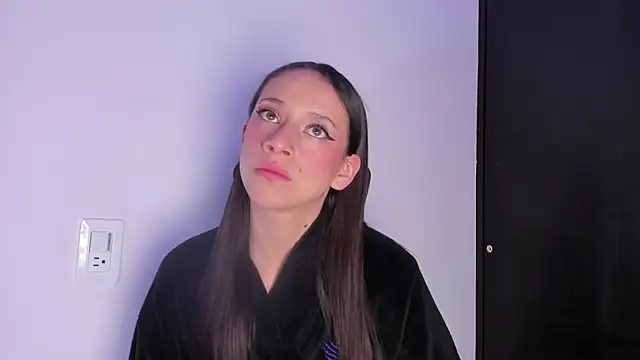 zephyra-angels online show from February 28, 4:12 am