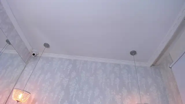 zephyra-angels online show from December 20, 4:04 am