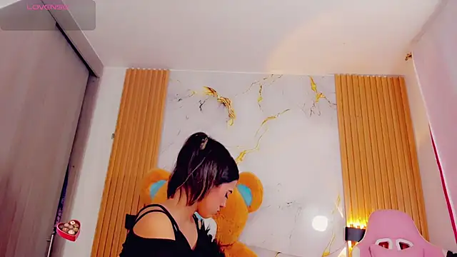 Snapshot of ValeriCardenas chatting on September 10, 1:59 am ValeriCardenas online show from September 10, 1:59 am