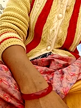 Snapshot of Anitabhabi_2 chatting on November 22, 3:05 am Anitabhabi 2 online show from November 22, 3:05 am