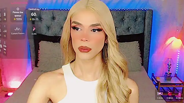 Dalila moan online show from September 15, 7:47 pm