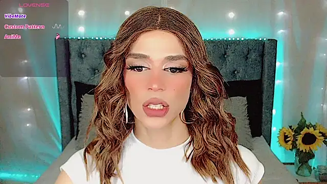 Dalila moan online show from March 20, 10:40 pm