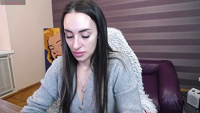 JenniferStone online show from March 8, 8:39 am