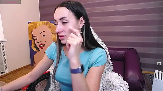 JenniferStone online show from January 17, 11:36 am