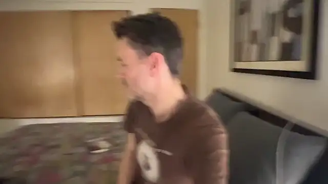 Snapshot of webtonight chatting on March 1, 5:09 am webtonight online show from March 1, 5:09 am