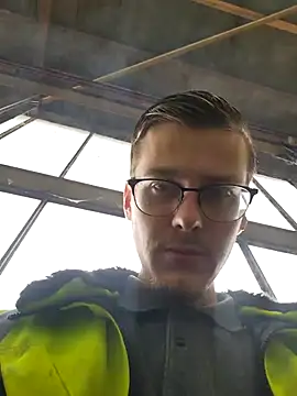 luckyluuk25 online show from February 25, 10:04 am