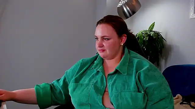 Amy Hall online show from March 6, 1:57 pm
