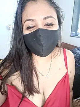 Snapshot of neha_rohan12 chatting on December 1, 7:20 am neha rohan12 online show from December 1, 7:20 am