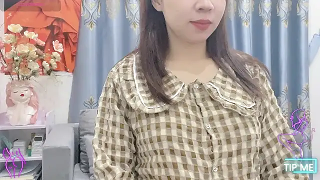 Snapshot of shishi_101 chatting on January 19, 2:48 am shishi 101 online show from January 19, 2:48 am