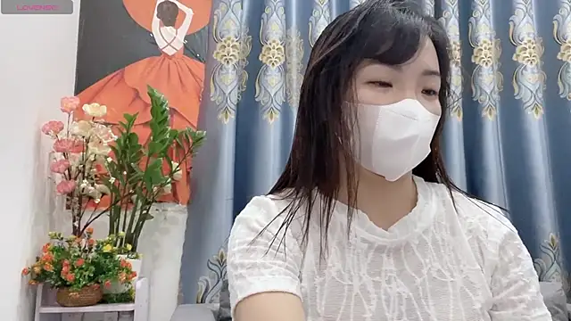Snapshot of shishi_101 chatting on September 25, 1:17 pm shishi 101 online show from September 25, 1:17 pm