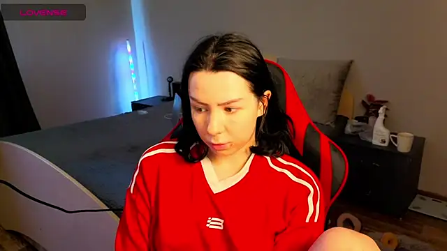 meganluss online show from March 25, 7:30 am
