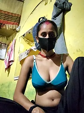 Divya Chandok online show from September 22, 10:49 pm