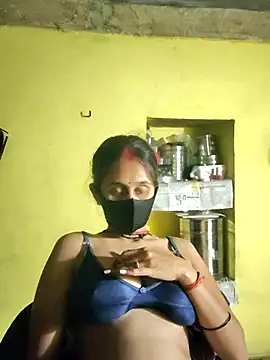 Divya Chandok online show from October 28, 8:08 pm