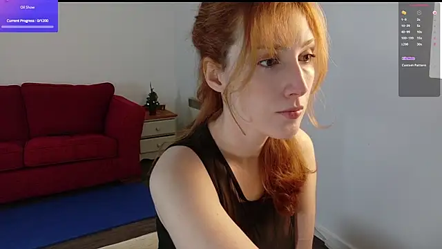 Snapshot of MiaM00 chatting on December 15, 1:39 pm MiaM00 online show from December 15, 1:39 pm