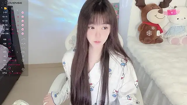 Snapshot of Milla-z chatting on October 27, 3:18 am Milla-z online show from October 27, 3:18 am