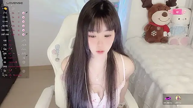 Snapshot of Milla-z chatting on November 26, 10:04 am Milla-z online show from November 26, 10:04 am