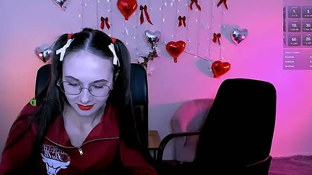 doll vey online show from February 16, 8:07 pm