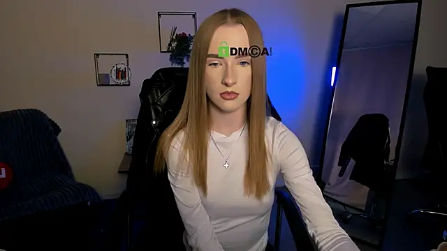 Snapshot of doll_vey chatting on September 26, 7:32 pm doll vey online show from September 26, 7:32 pm