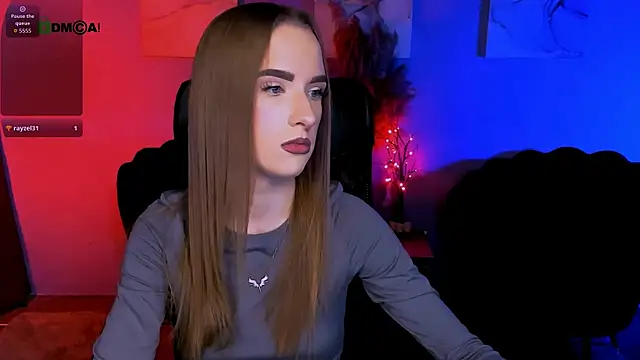 doll vey online show from November 30, 8:09 pm