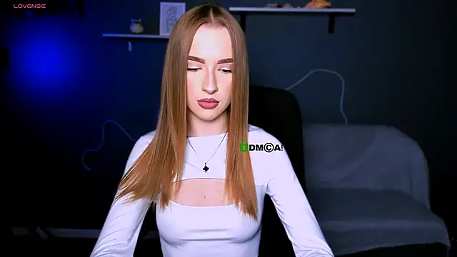 Snapshot of doll_vey chatting on October 19, 7:05 pm doll vey online show from October 19, 7:05 pm