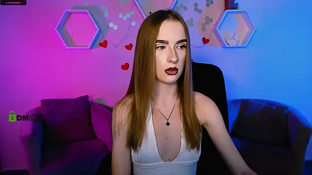 Snapshot of doll_vey chatting on October 10, 7:36 pm doll vey online show from October 10, 7:36 pm