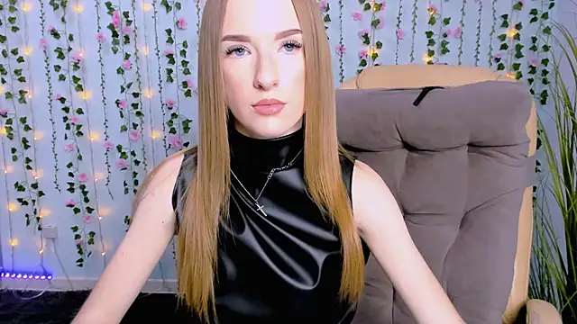 Snapshot of doll_vey chatting on March 11, 3:56 pm doll vey online show from March 11, 3:56 pm