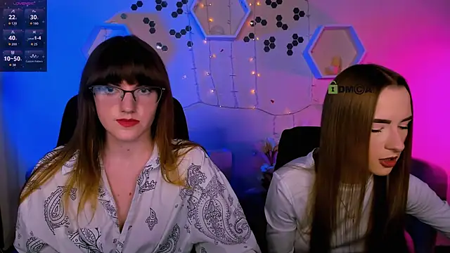 doll vey online show from November 10, 8:25 pm