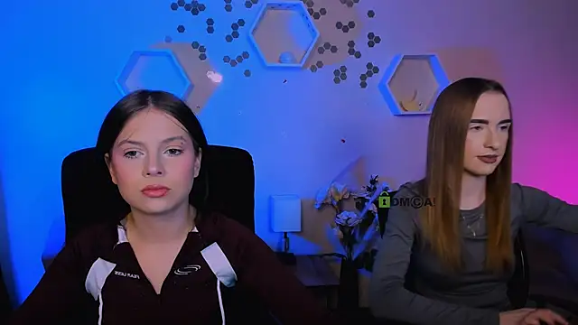 doll vey online show from November 24, 7:58 pm