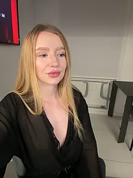 EvaBrooklyn online show from February 27, 6:31 pm