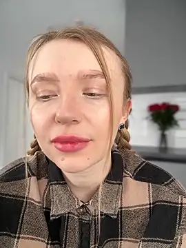 EvaBrooklyn online show from March 12, 9:02 am