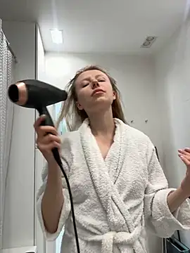 EvaBrooklyn online show from February 28, 9:36 am