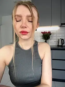 EvaBrooklyn online show from March 10, 6:16 am