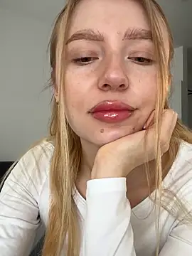 EvaBrooklyn online show from March 16, 6:31 am