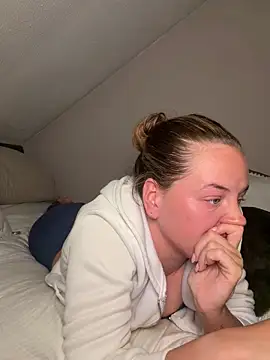 MissMaisiex online show from March 31, 7:27 pm