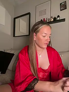 MissMaisiex online show from February 12, 7:57 pm