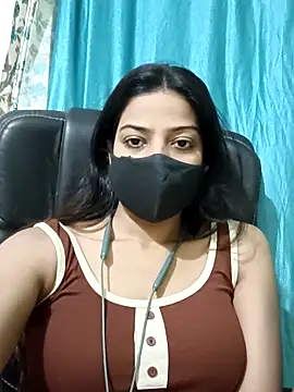 Snapshot of CRAZY__BITE chatting on February 19, 7:44 pm CRAZY BITE online show from February 19, 7:44 pm