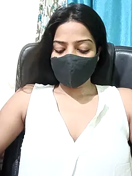 CRAZY  BITE online show from May 13, 8:05 pm